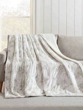 Laura Ashley heated Twin Wistful Blooms Twin Blanket Beige, NWT Open box